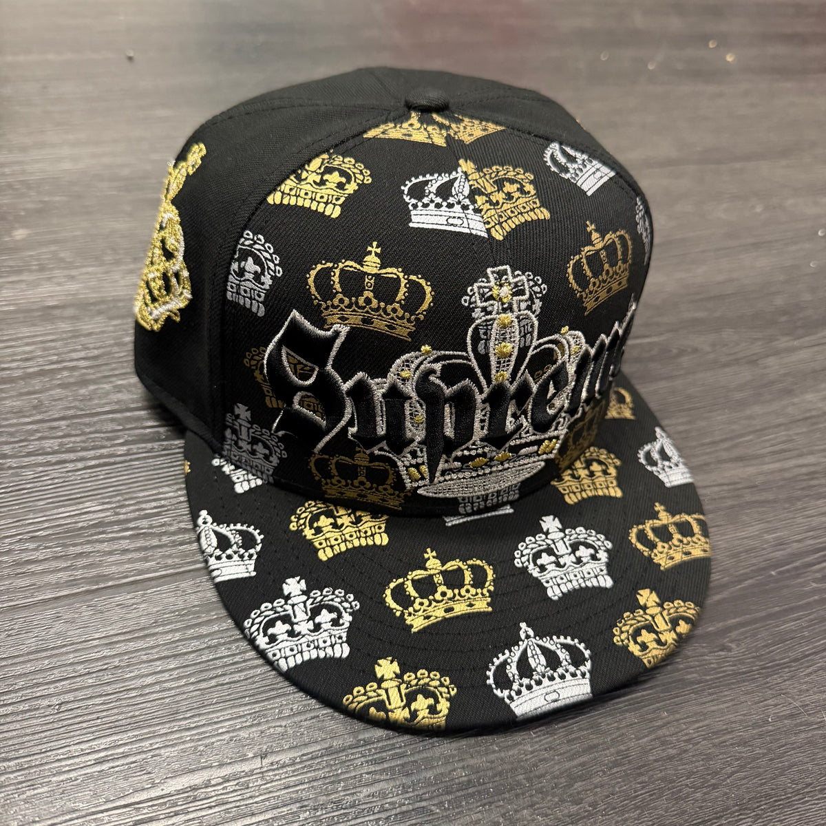 Supreme New Era Crown Hay