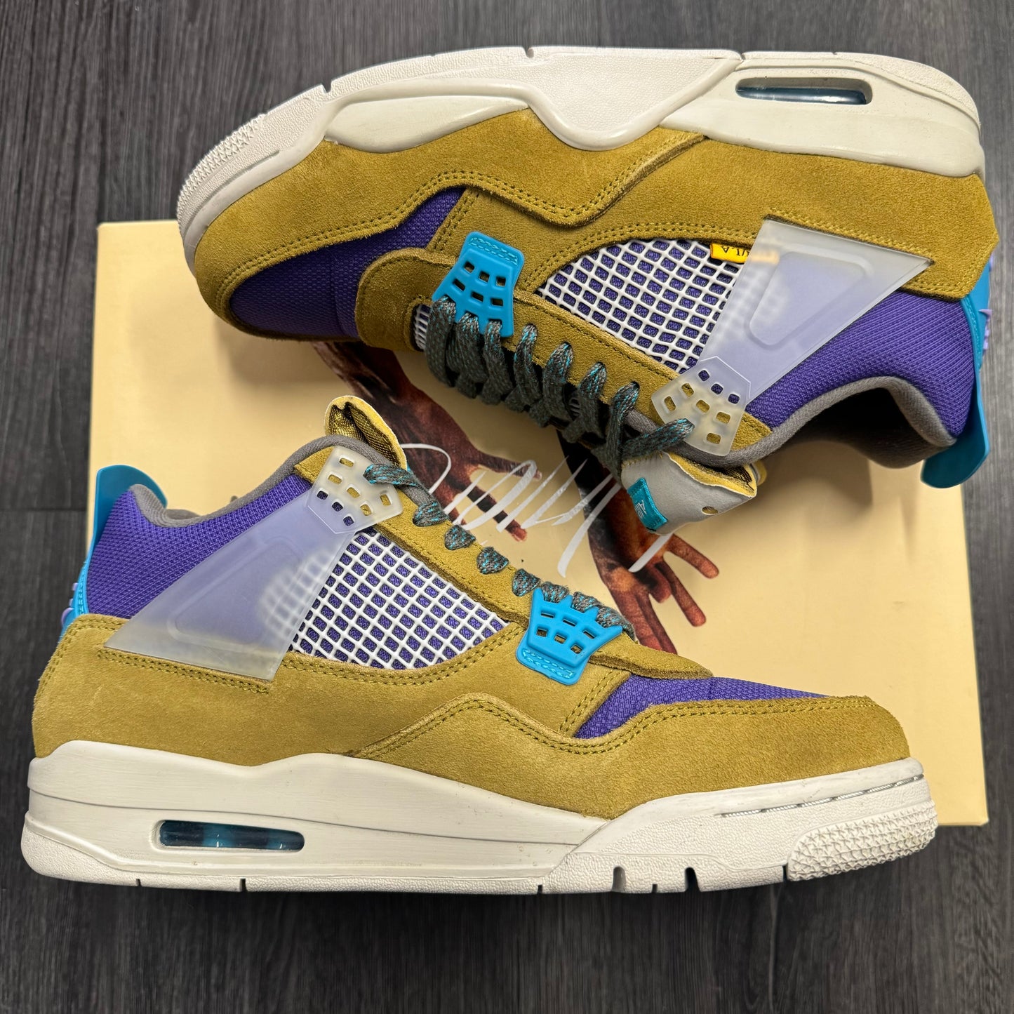 Jordan 4 Retro Union Desert Moss U