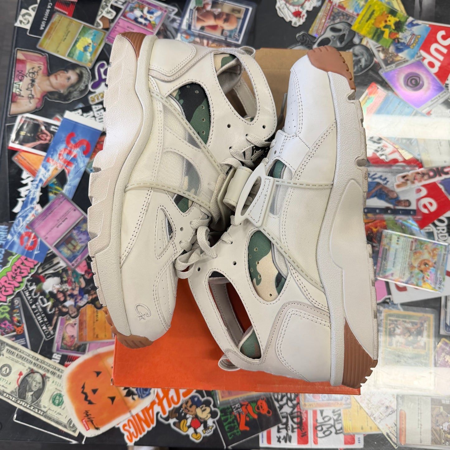 Nike Air Trainer Huarache Corteiz Light Bone U9.5