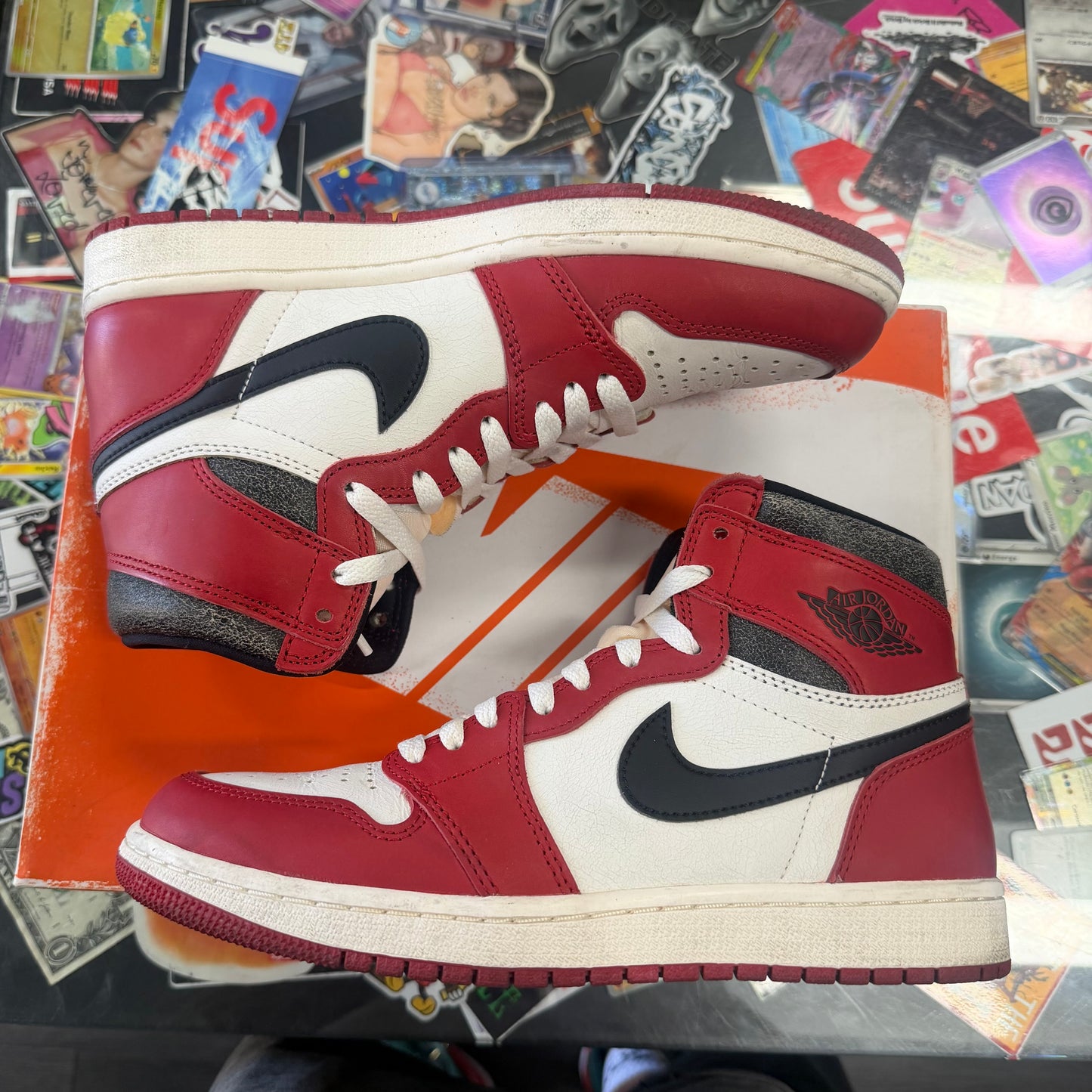 Jordan 1 Retro High Lost And Found U8.5