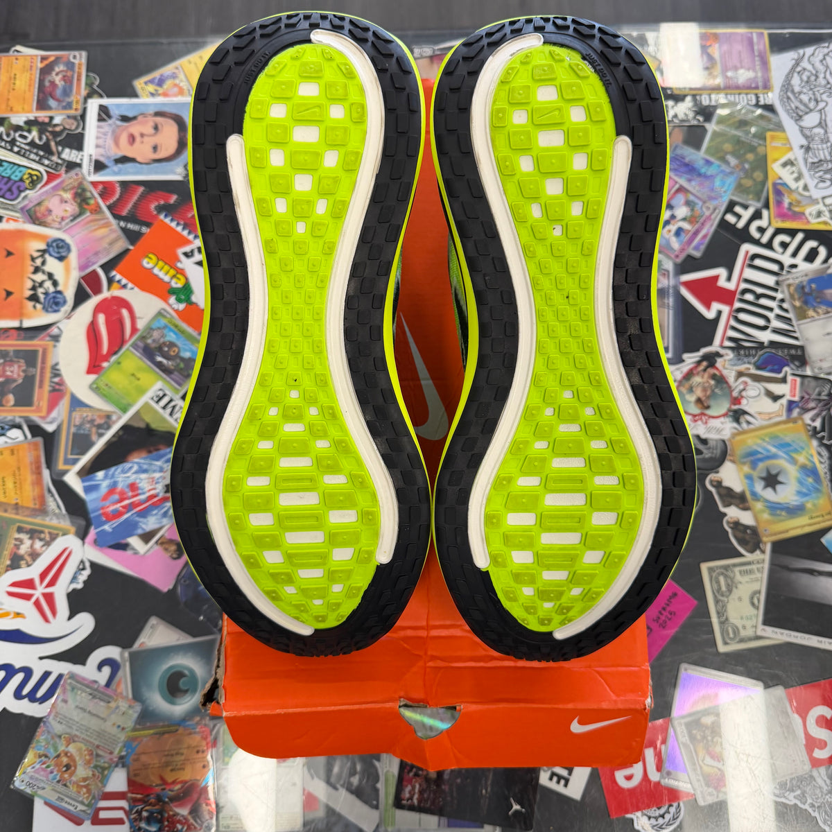 Nike Vomero Plus Ekiden Pack Volt