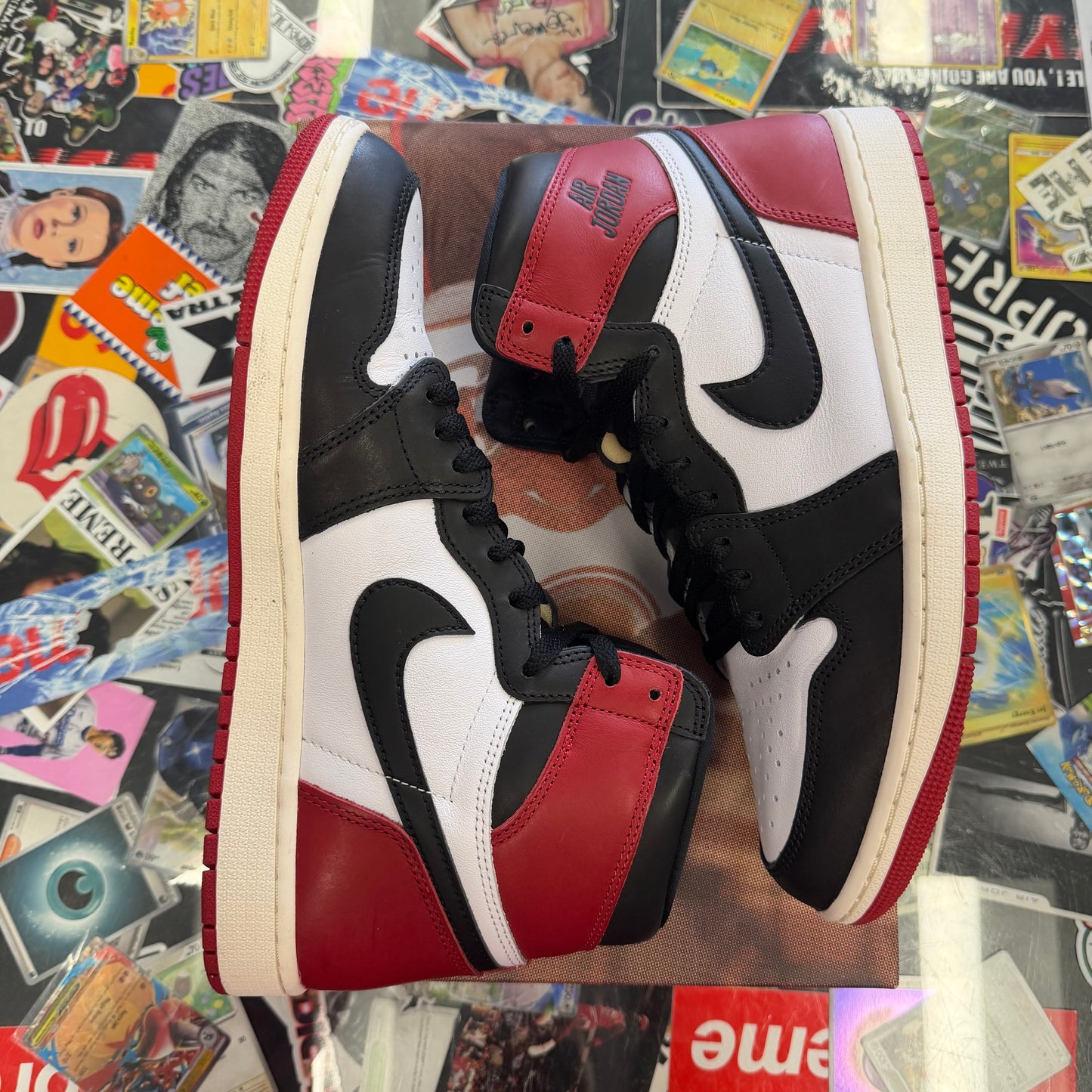 Jordan 1 Retro High OG Black Toe Reimagined U11
