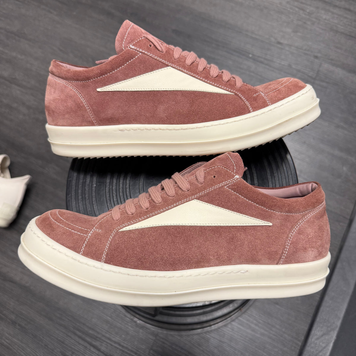 Rick Owens Lido Vintage Suede Dusty Pink Milk SS24