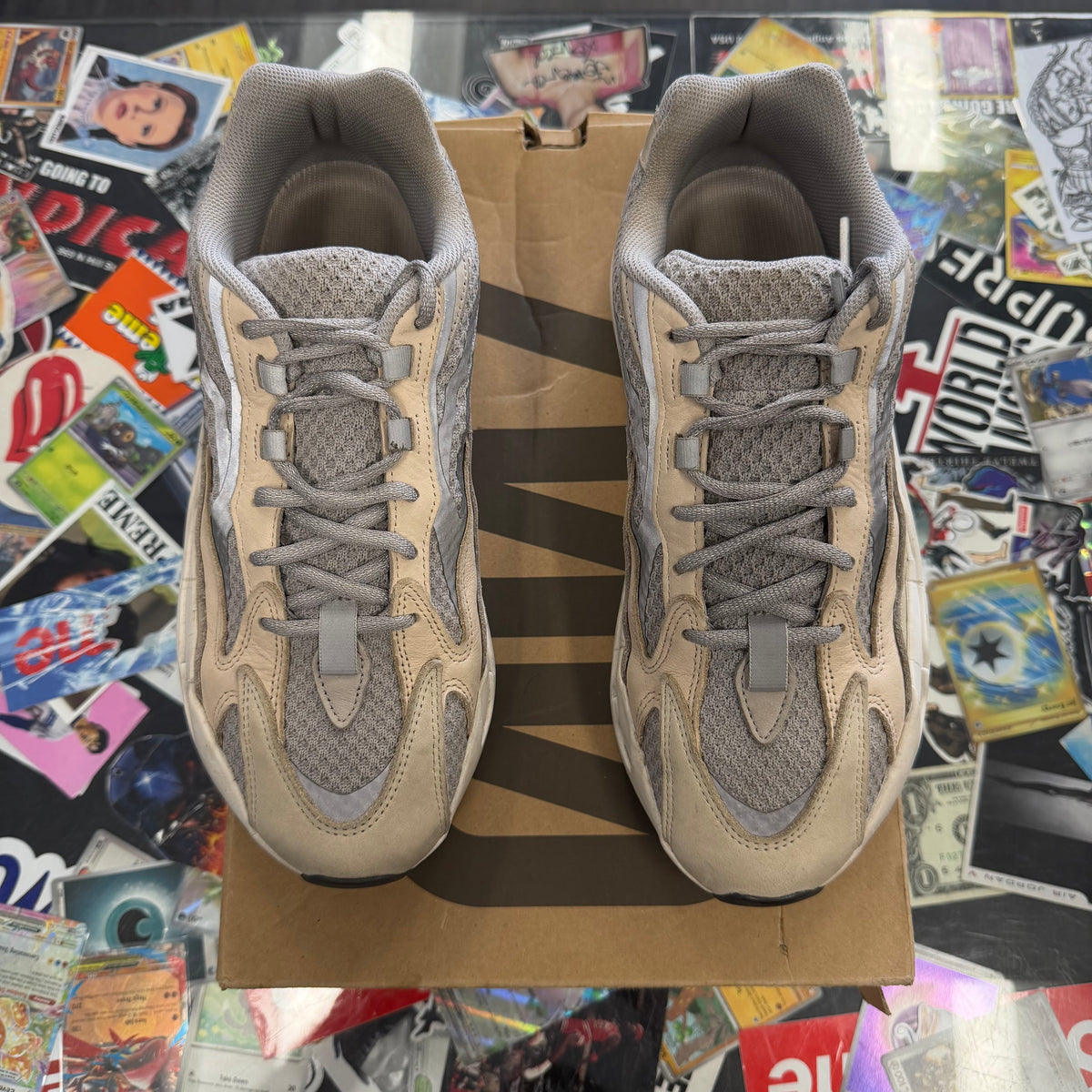 Adidas Yeezy 700 V2 Cream