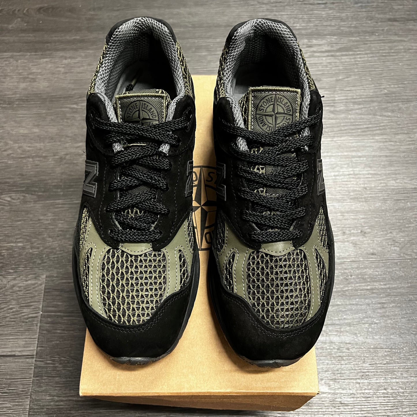 New Balance 991v2 MiUK Stone Island Black U