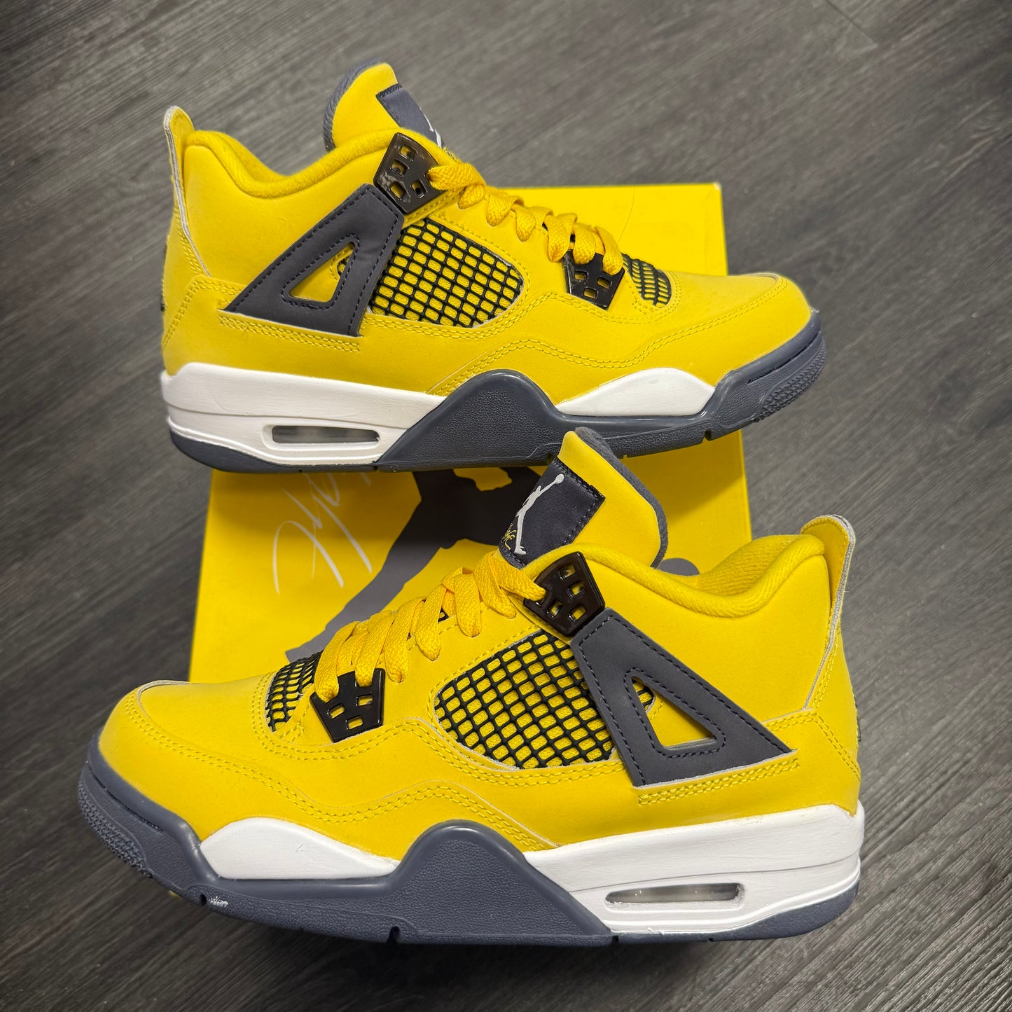 Jordan 4 Retro Lightning 2021 (GS)