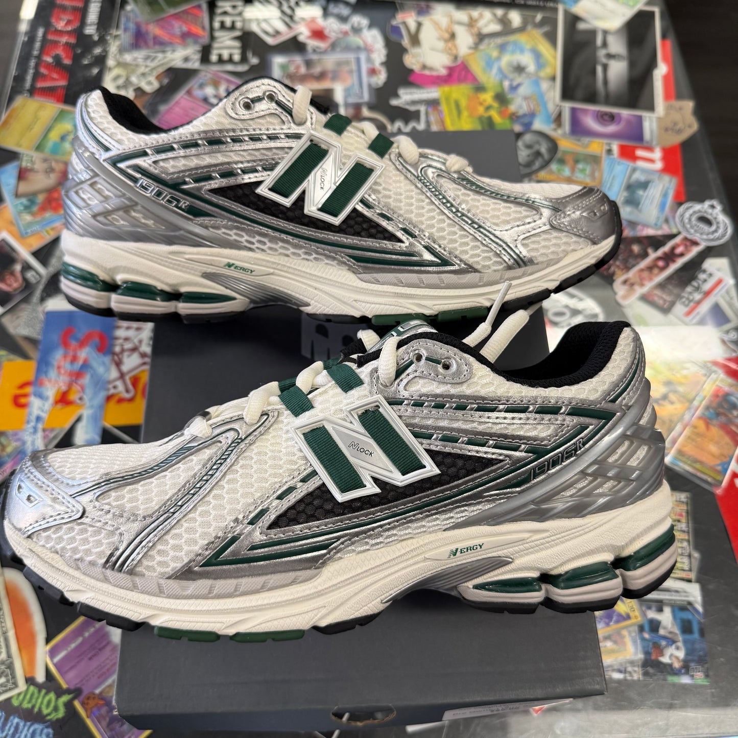 New Balance 1906R Silver Metallic Nightwatch Green