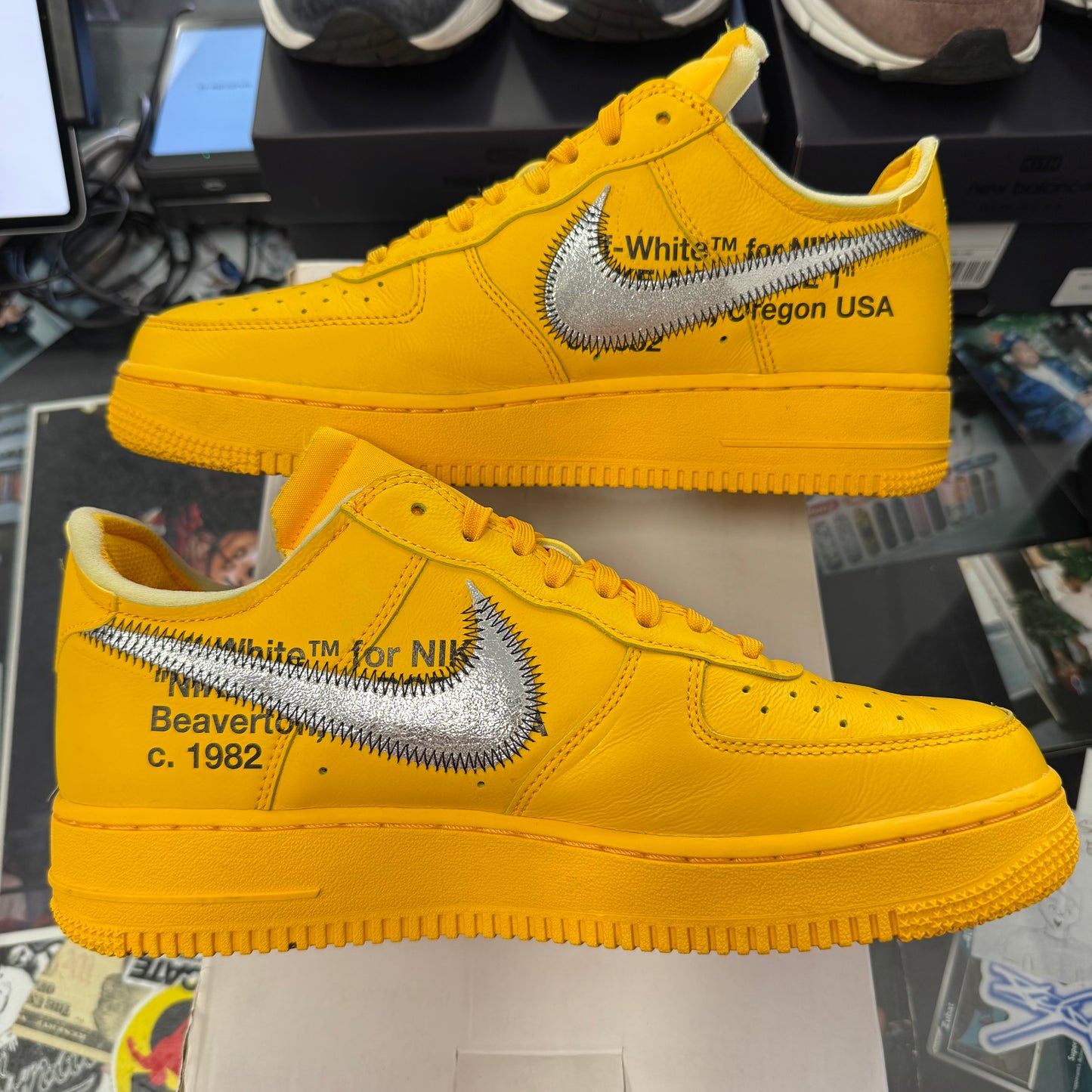 Nike Air Force 1 Low Off White ICA University Gold U8