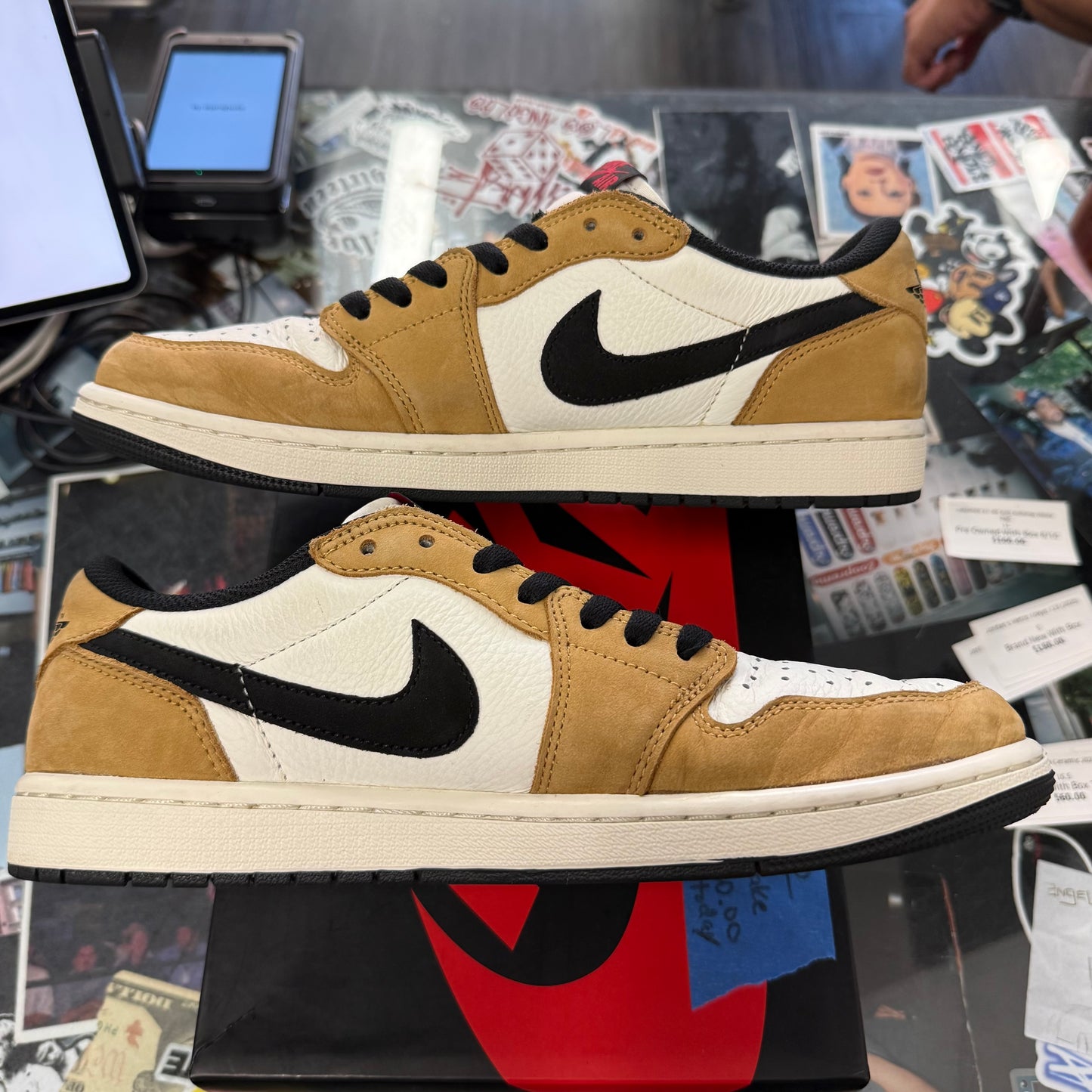 Jordan 1 Low OG Rookie of the Year U10