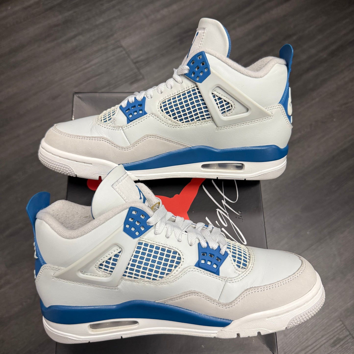 Jordan 4 Retro Military Blue 2024 U8