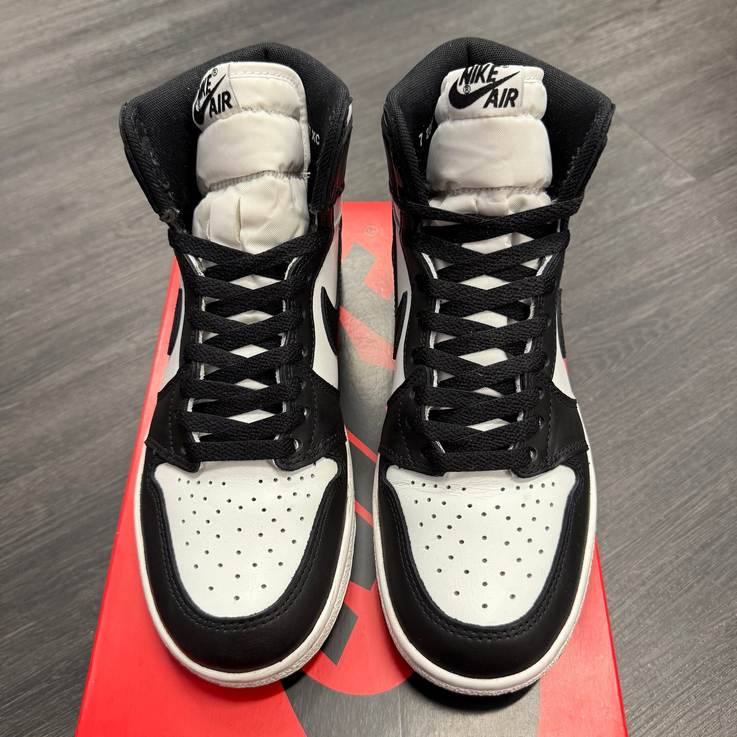Jordan 1 Retro 85 Black White U”
