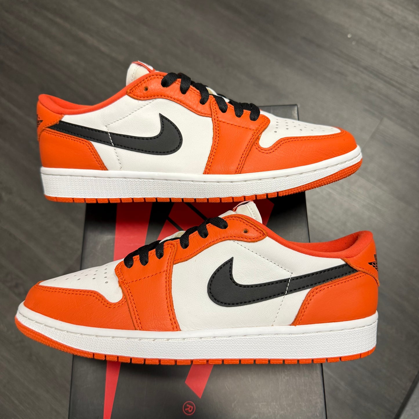 Jordan 1 Retro Low Starfish U