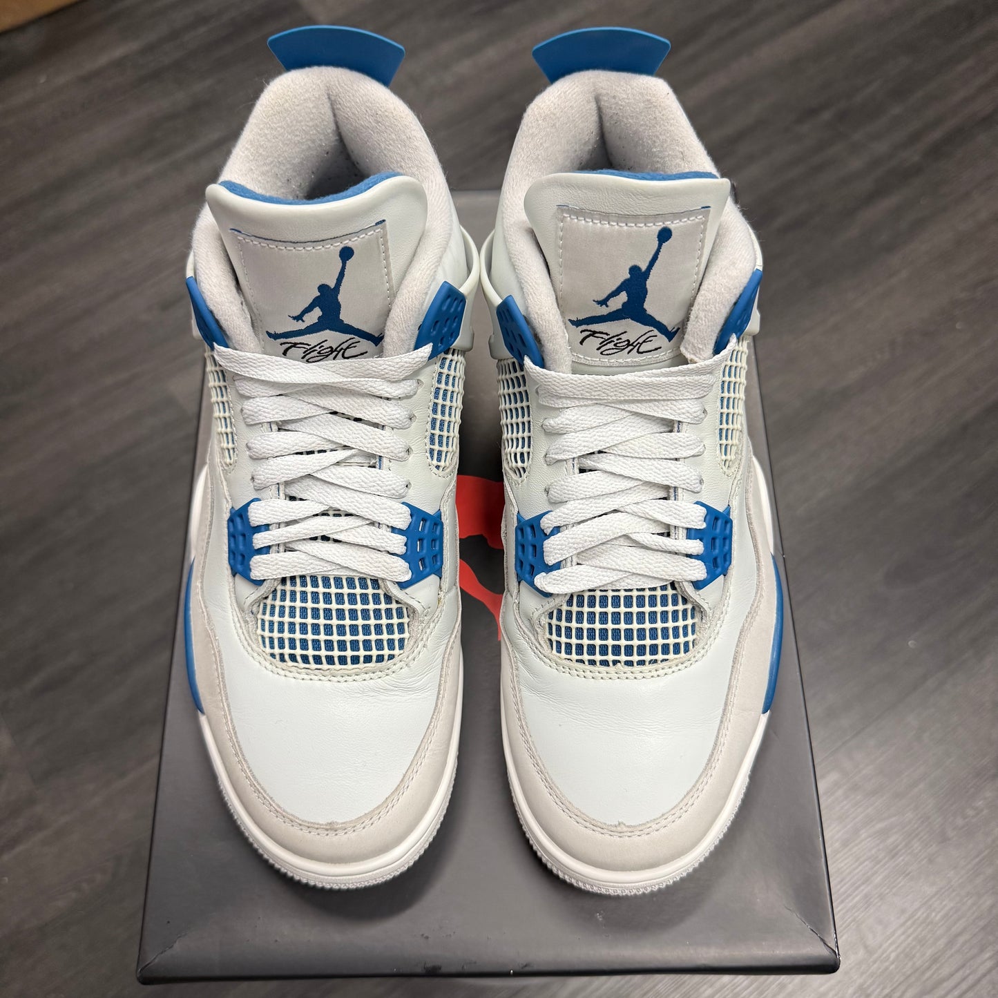 Jordan 4 Retro Military Blue 2024 U8