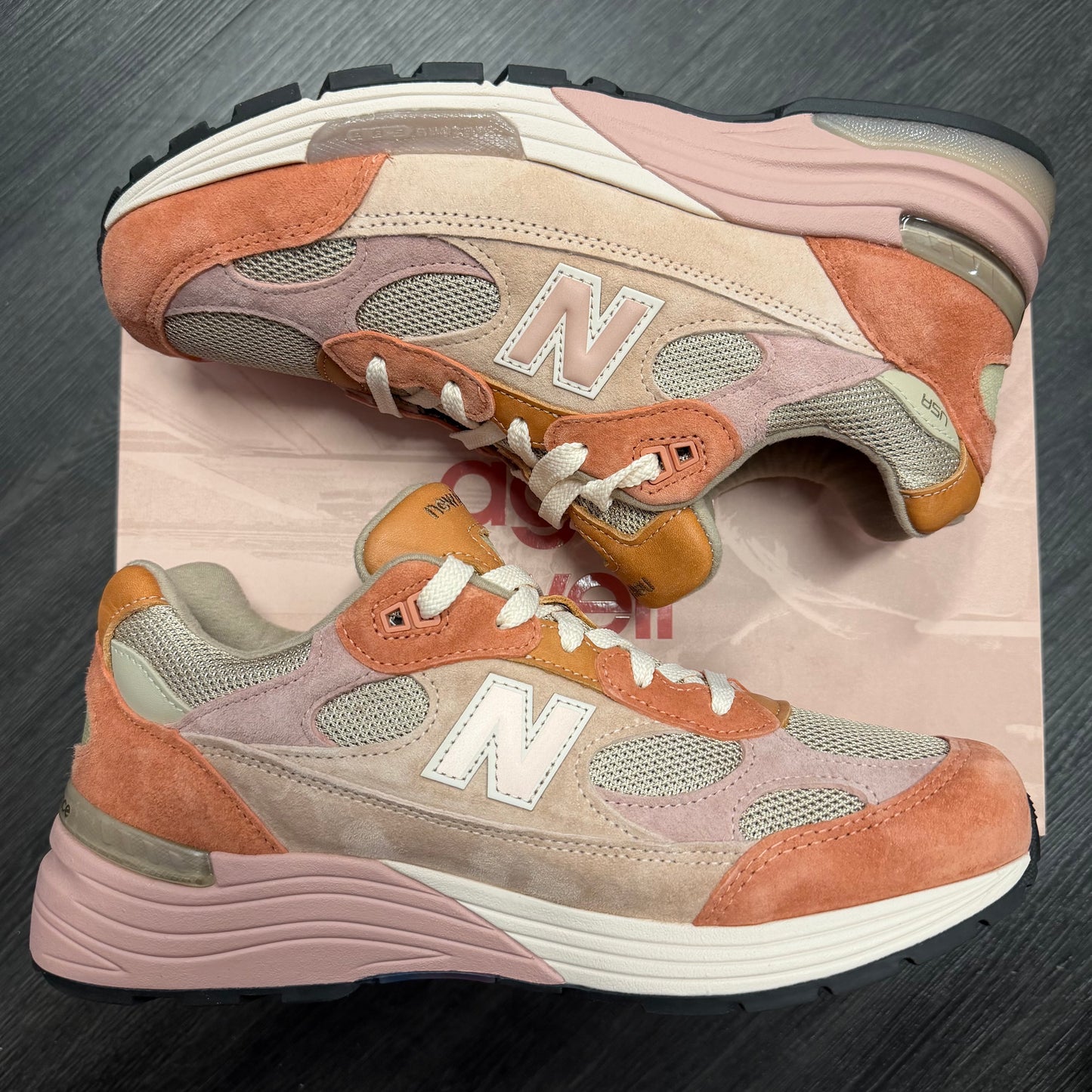 New Balance 992 MiUSA Joe Freshgoods Aged Well U