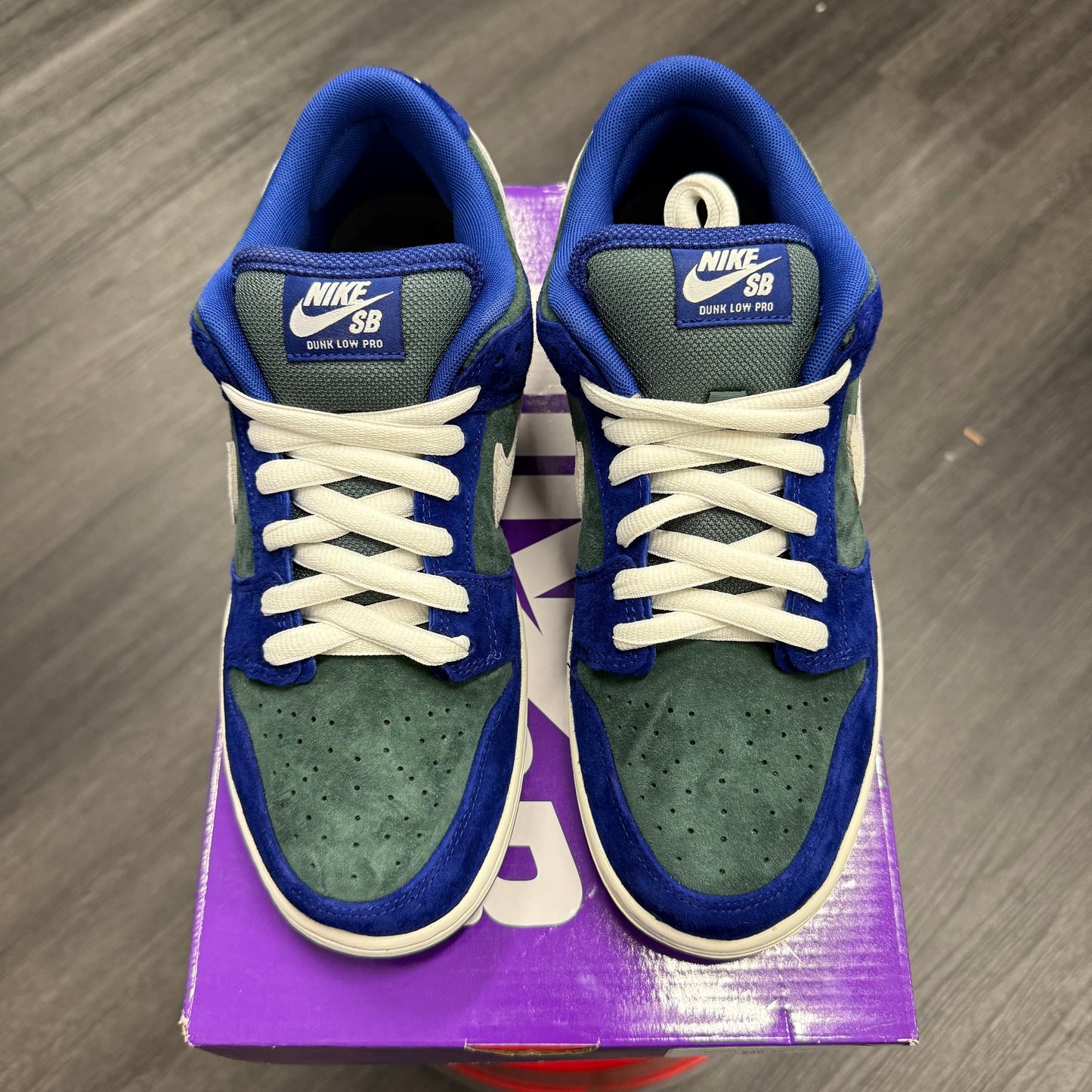 Nike SB Dunk low deep royal U9.5