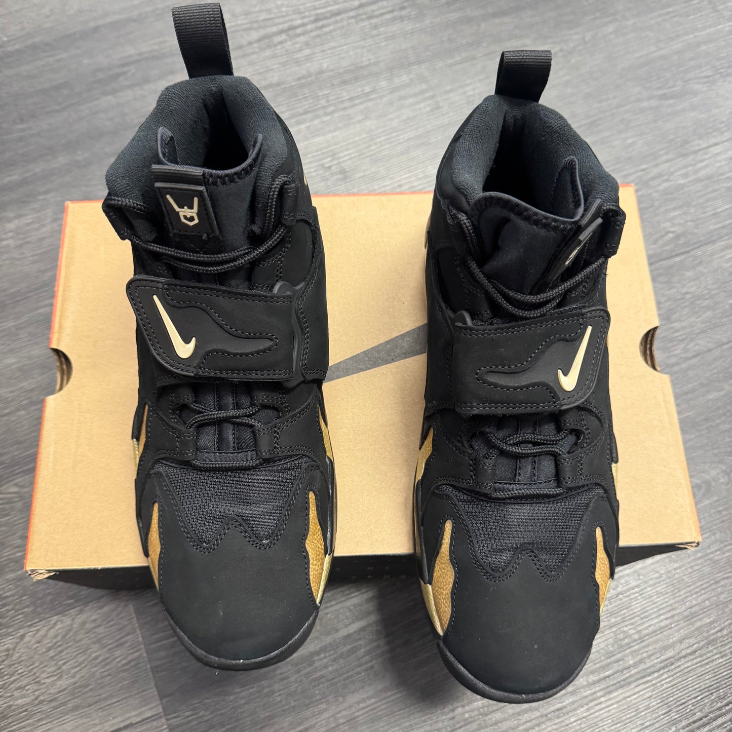 Nike Air DT Max '96 Black Vegas Gold