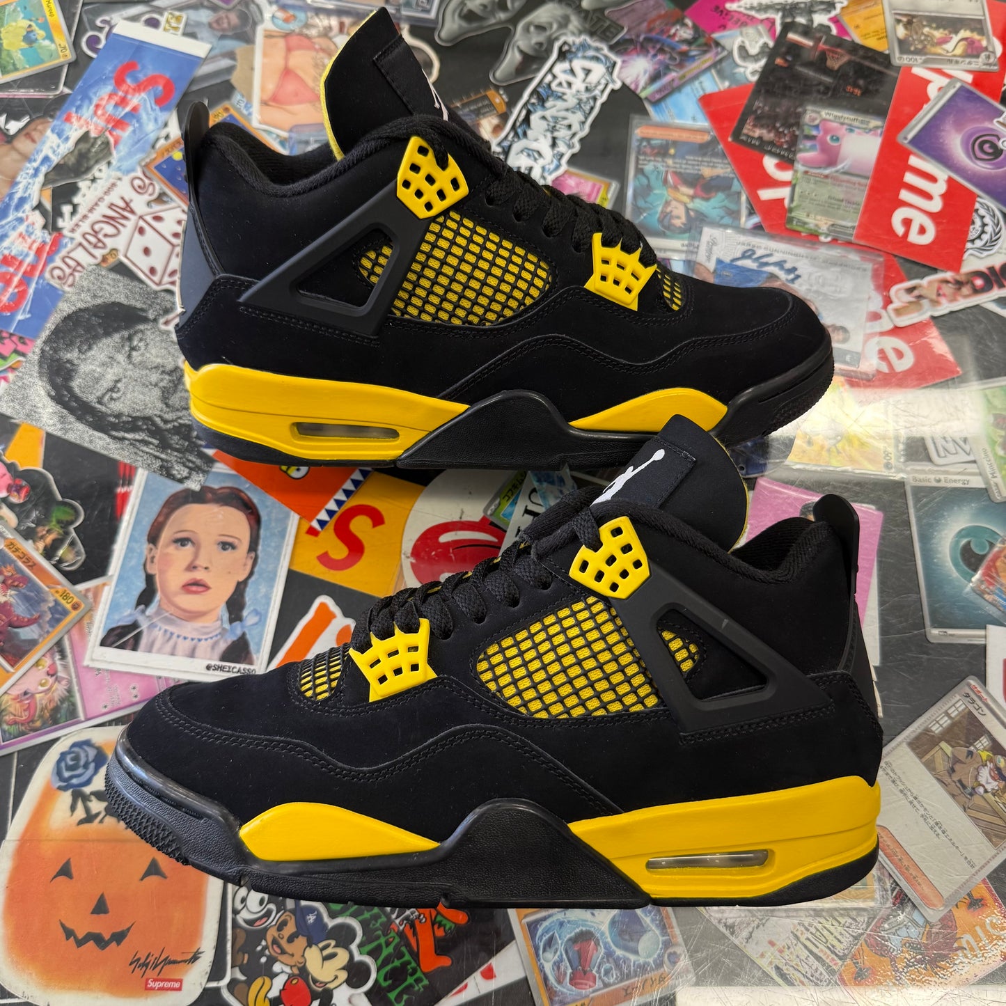 Jordan 4 Retro Thunder U7.5