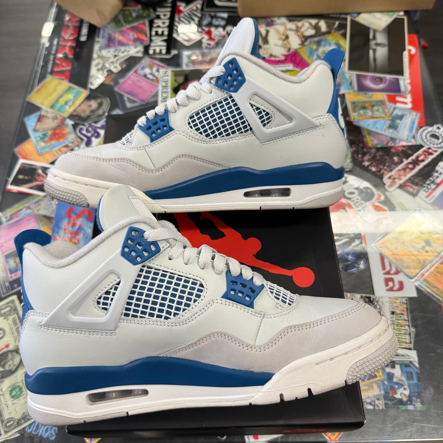 Jordan 4 Retro Military Blue (2024) U7.5