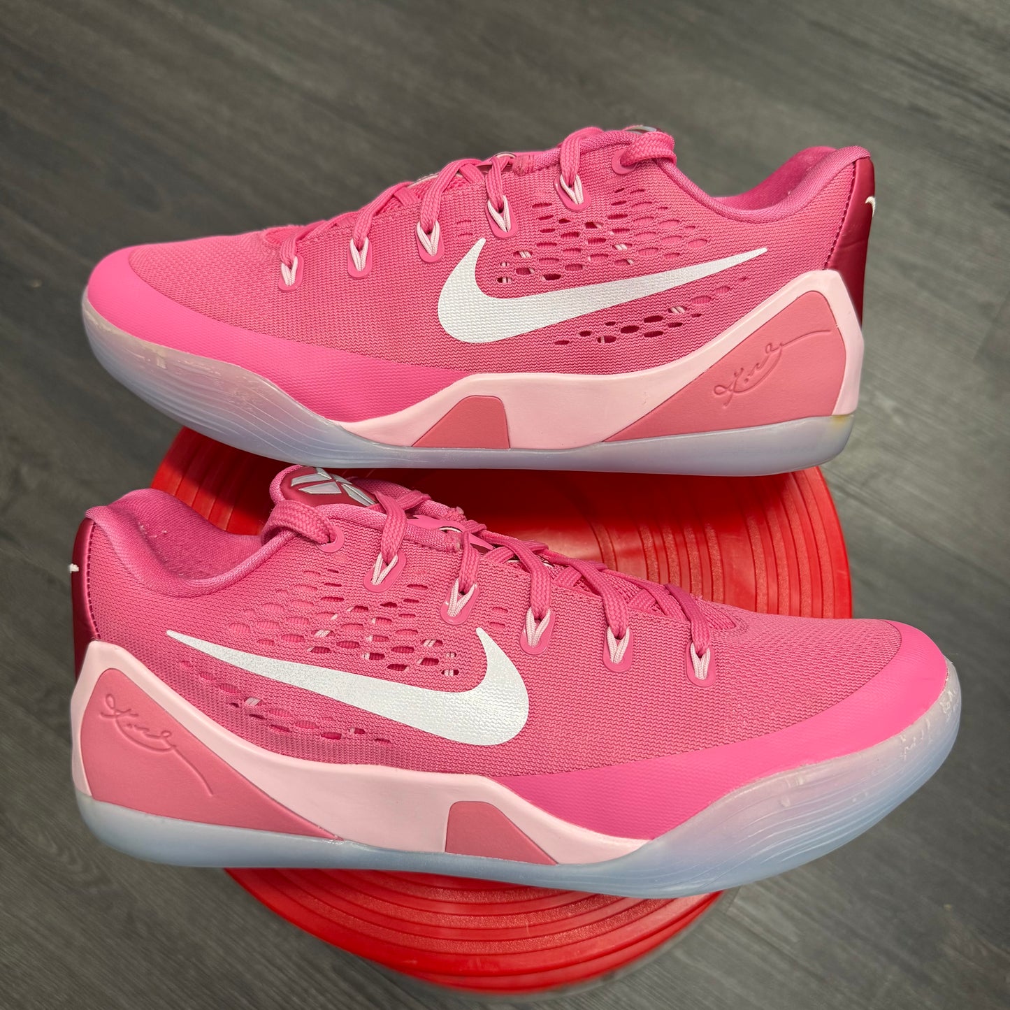 Nike Kobe 9 EM Low Protro Kay Yow Think Pink