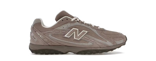 New Balance 204L Mushroom Arid Stone