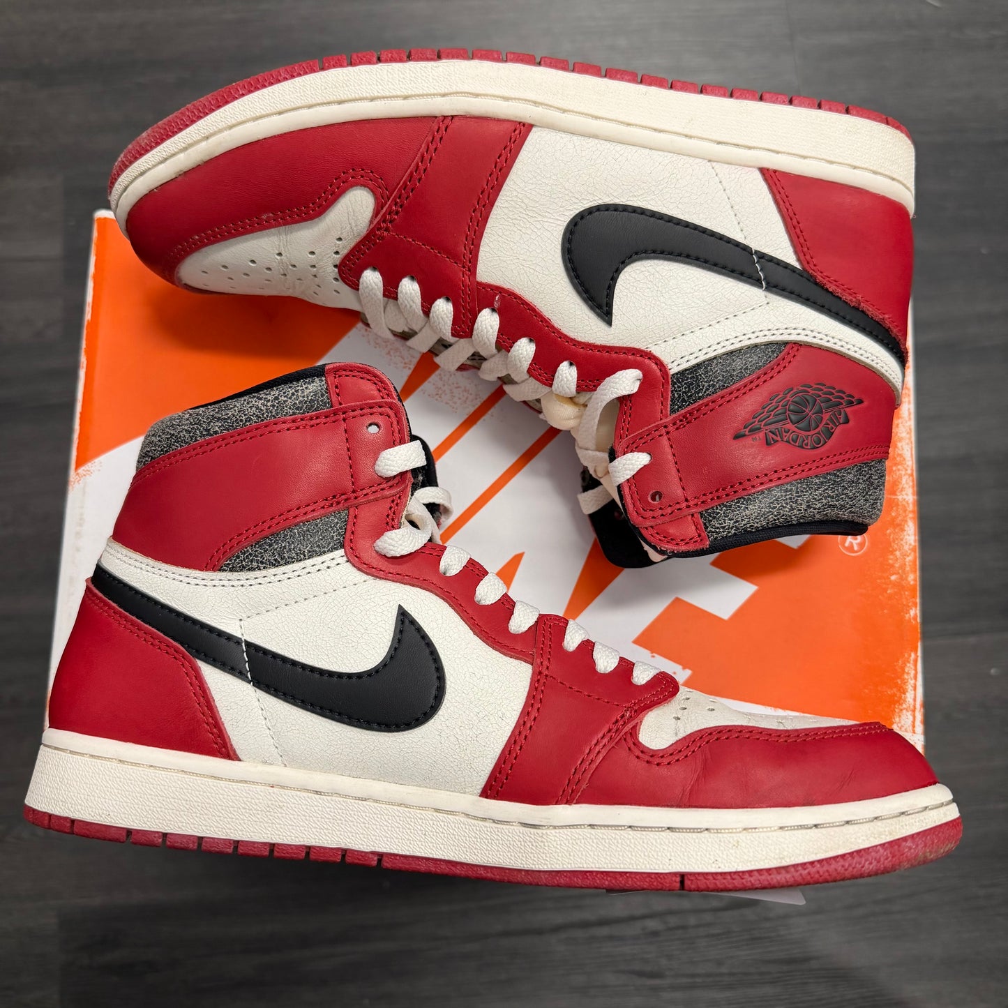 Jordan 1 Retro High Lost And Found U10.5