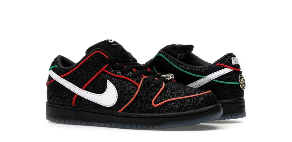 Nike SB Dunk Low Bronx Girls Skate