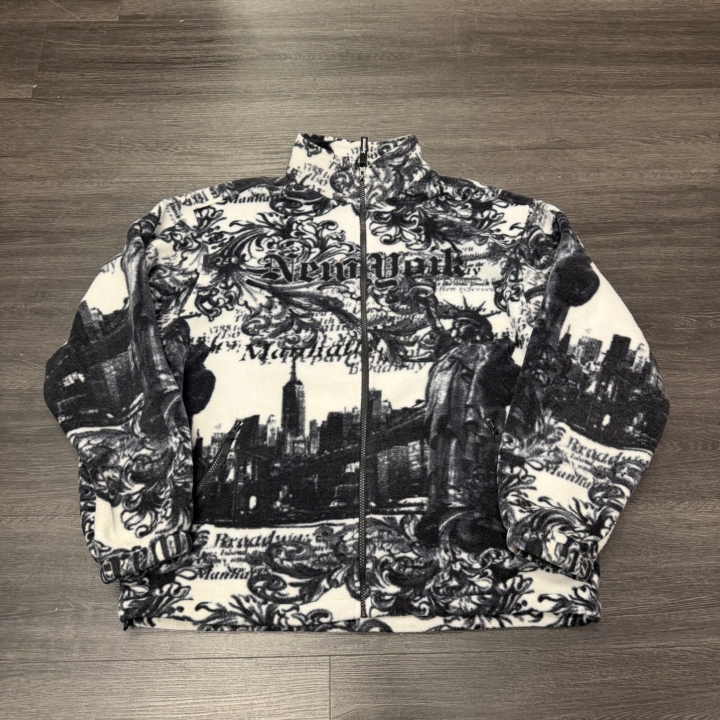 Supreme Liberty Fleece