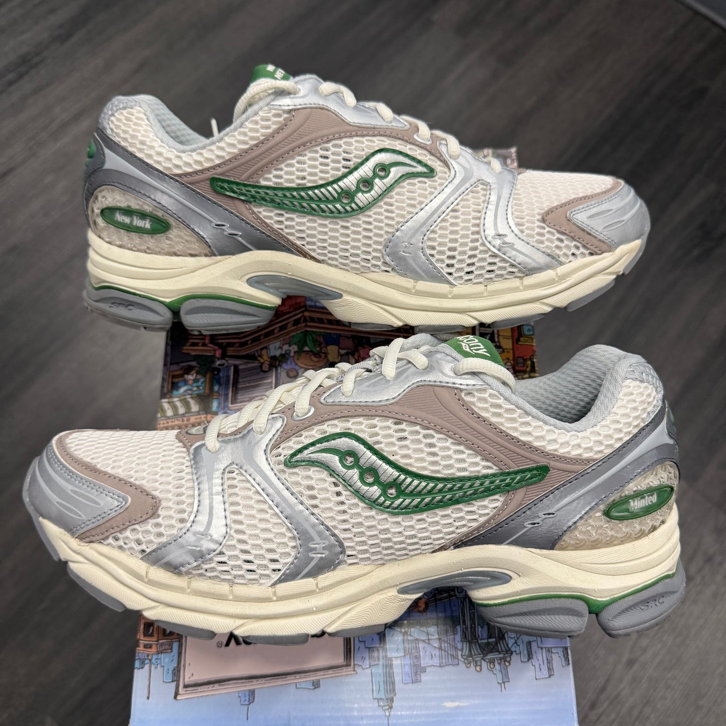 Saucony ProGrid Triumph 4 Minted NY